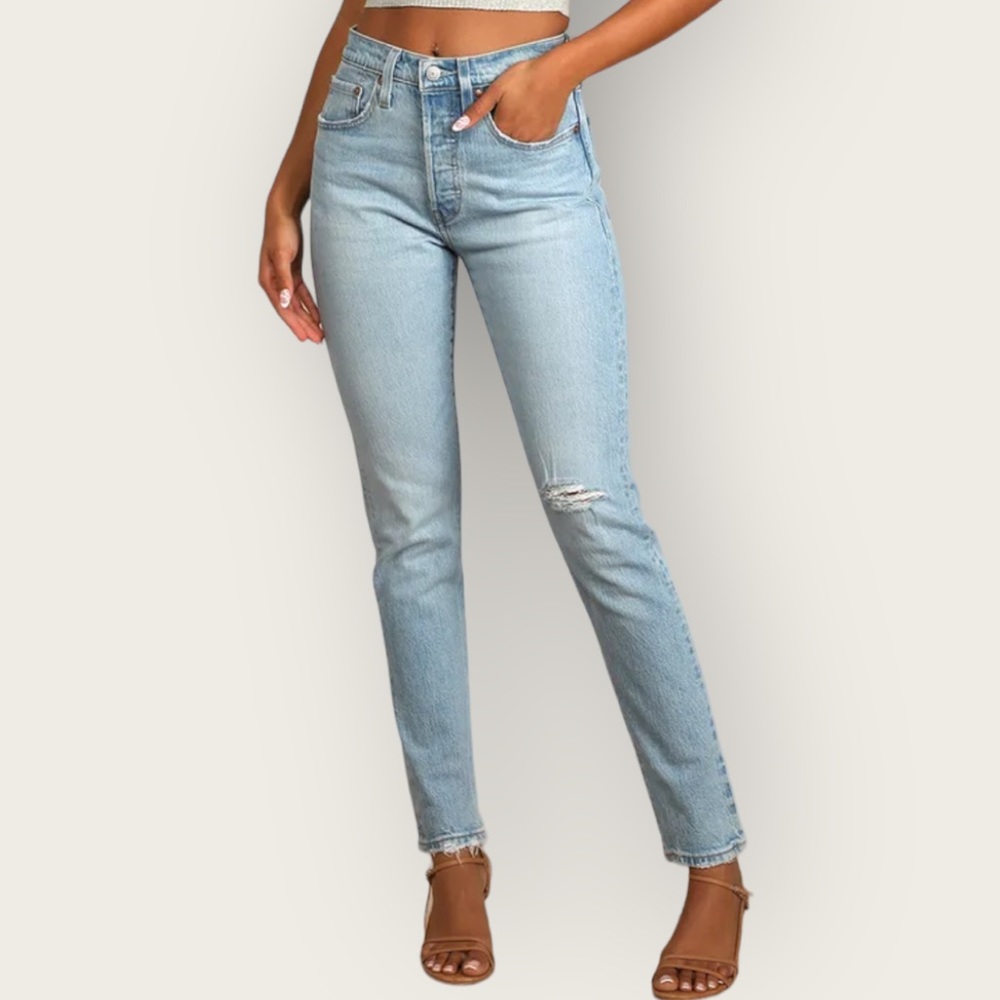 NWOT Levi’s 501 Skinny, 30x32